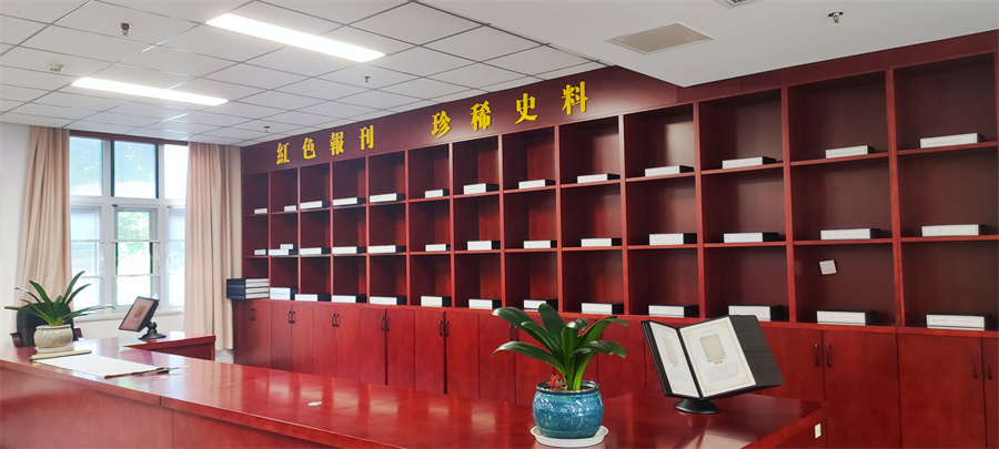 圖書8