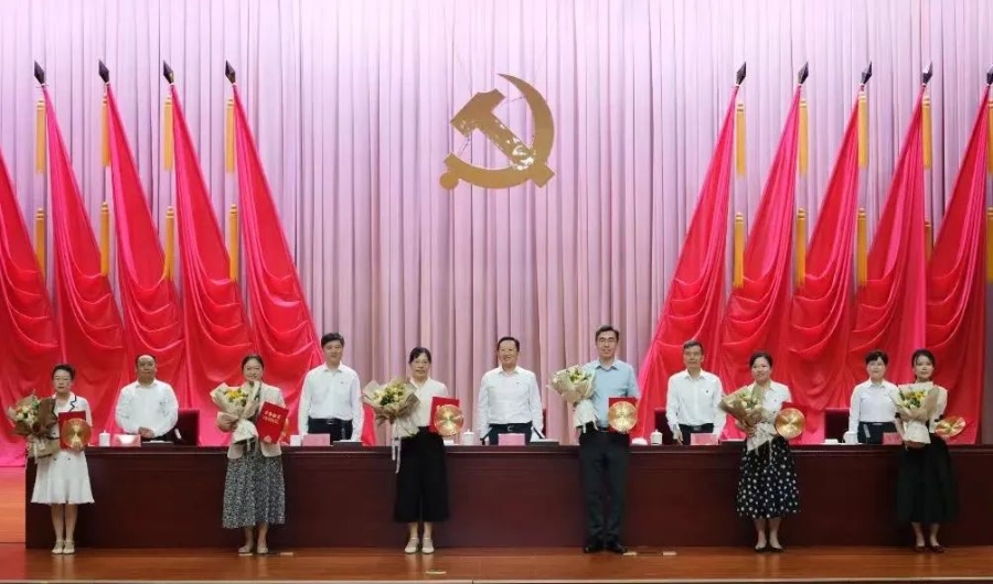 最美巾幗奮斗集體2